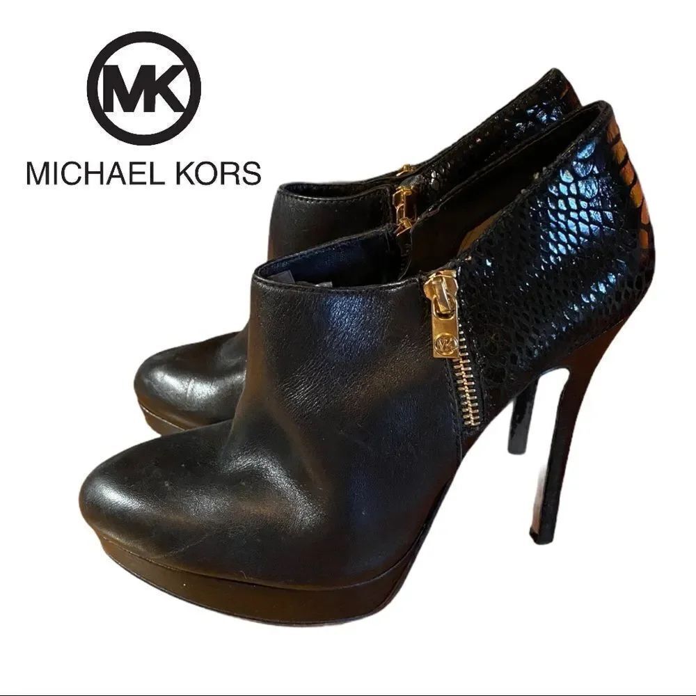 Michael Kors Women's Black Leather Platform Heeled Zipper Ankle Boots Booties 8